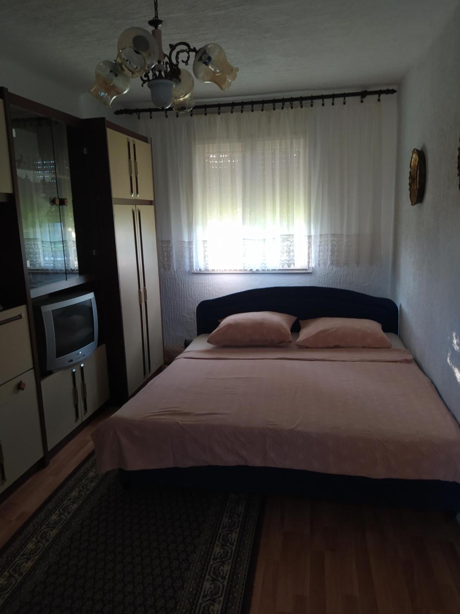 Oaza Mira Porodicna Kuca Za Opustanje Villa อาปาติน ภายนอก รูปภาพ